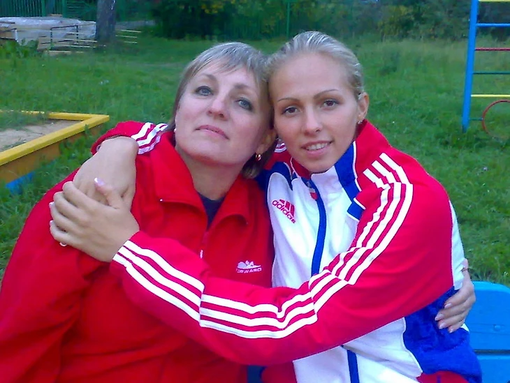 Светлана Кожубекова: "Девочки в команде ласково называют меня "мамой-квочкой". А они мои цыплятки", изображение №13