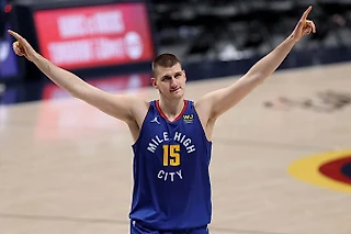 NBA. Season 21/22. Играйте с Баззер-биттером