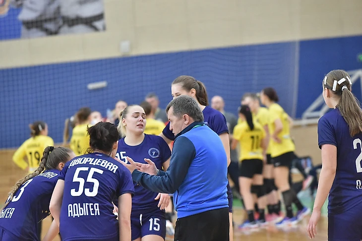 Olimpbet Суперлига. Алиса Дворцевая: "Гандбол нравится за жёсткость! Просто нужно уметь падать", изображение №2