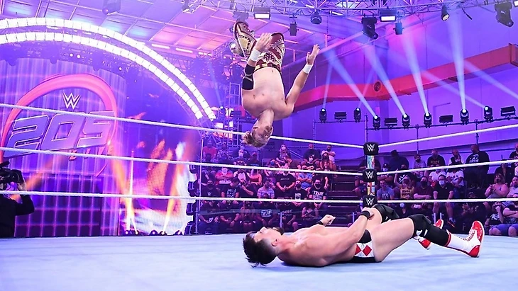 Обзор WWE 205 Live за 17.09 и 24.09.2021, изображение №4