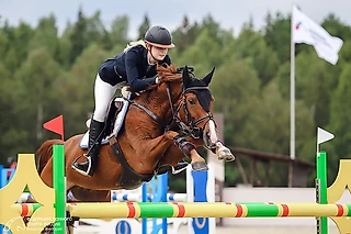 Ксения Хайрулина стала абсолютной чемпионкой России по конкуру!