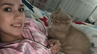 «Всё, что я выиграла, есть и твоя заслуга». Алина Загитова проводила любимицу Ириску в последний путь