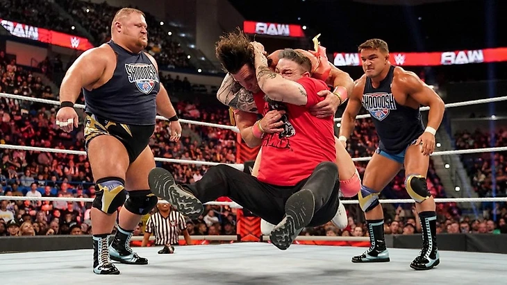 Обзор WWE Monday Night RAW 09.05.2022, изображение №18