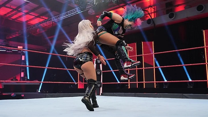 Обзор WWE Monday Night RAW 06.04.2020, изображение №2