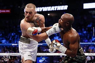 Бокс на дне. Почему UFC постепенно догоняет бокс по популярности?