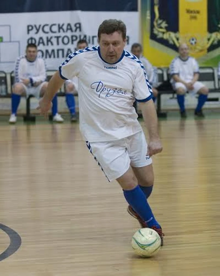 https://photobooth.cdn.sports-ru.com/preset/post/f/0d/087d73e424adcb44af54f6066264a.jpeg