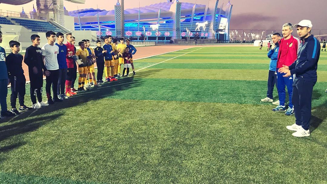 Дмитрий Хомуха, сборная России U-17, Сборная Туркменистана по футболу, Федерация футбола Туркменистана