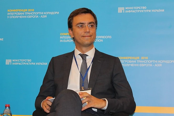 Это чучело научит тебя любить Батькивщину