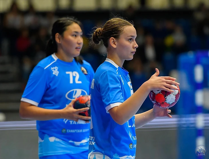 Olimpbet Суперлига. Екатерина Терлецкая: "На день рождения в "Ладе" разрешают поиграть в футбол", изображение №1