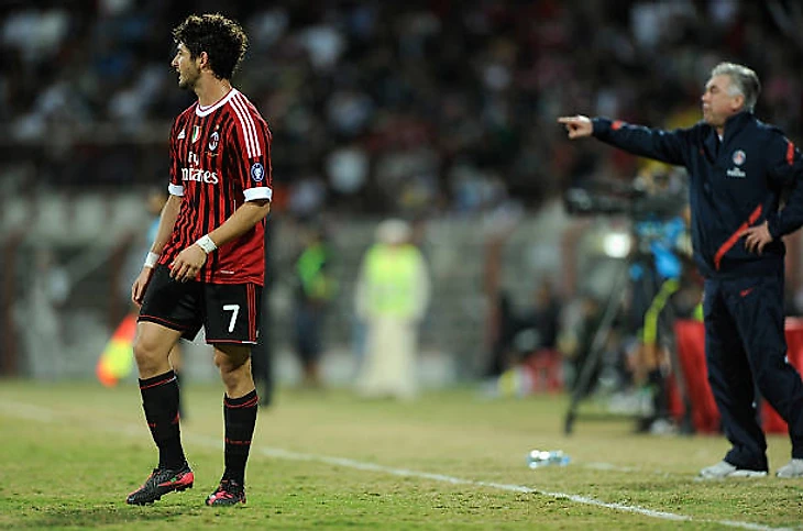 Изображение поста пользователя Milan Posts от 15:19:18 07.10.2026