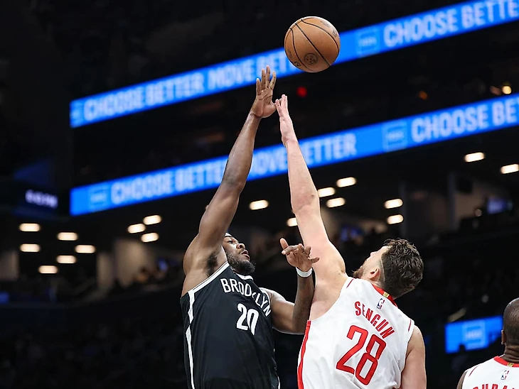 Nets' Day'Ron Sharpe is Making a Case for an Increased Role in the New Year