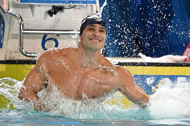 Nicholas Santos Breaks Men's 45–49 Masters World Record With 23.15 50 Fly
