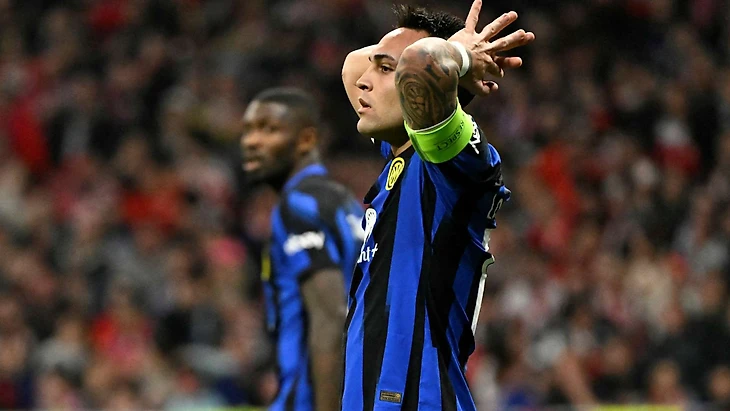 La reazione di Lautaro dopo il rigore sbagliato contro l'Atletico Madrid: cosa ha fatto | Goal.com Italia