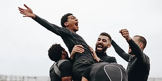 FC Not Alone. Как самая популярная игра в мире спасает от ментальных проблем