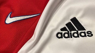Adidas vs Nike: кто выигрывает в футболе?