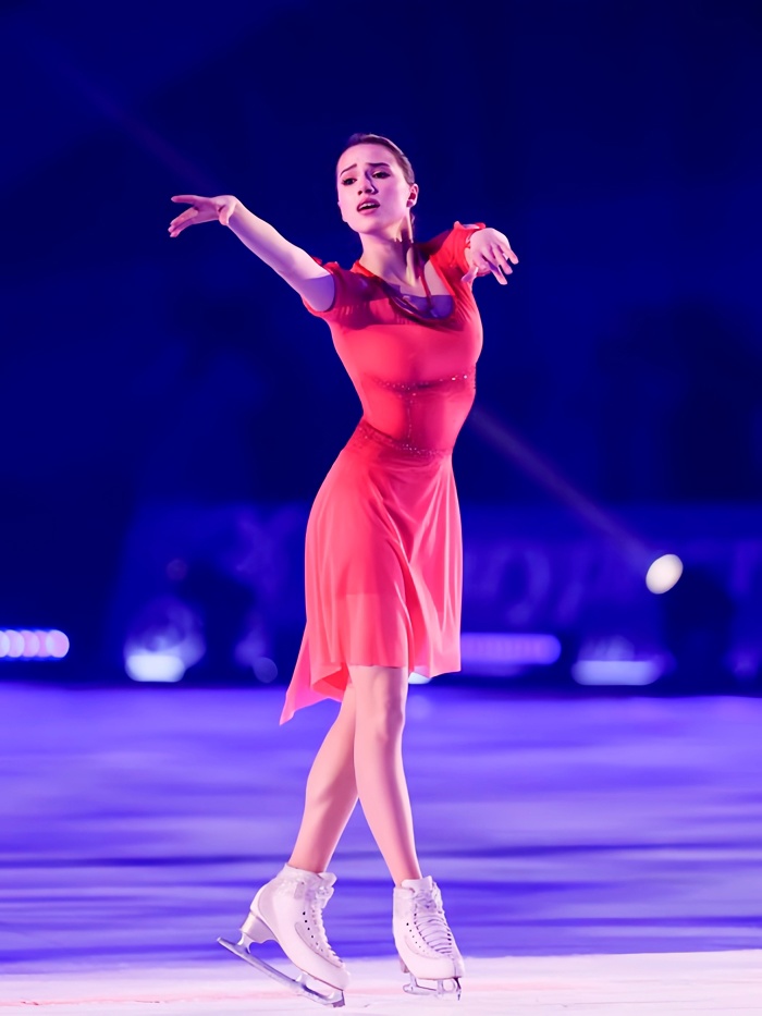 фигуристы в соцсетях, Чемпионат России по прыжкам (фигурное катание), Алина Загитова, женское катание, Даниил Глейхенгауз, Этери Тутберидзе, Кубок Первого канала по фигурному катанию