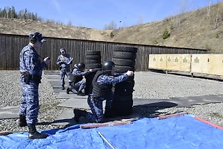 В Казани прошёл конкурс профессионального мастерства среди сотрудников групп задержания вневедомственной охраны