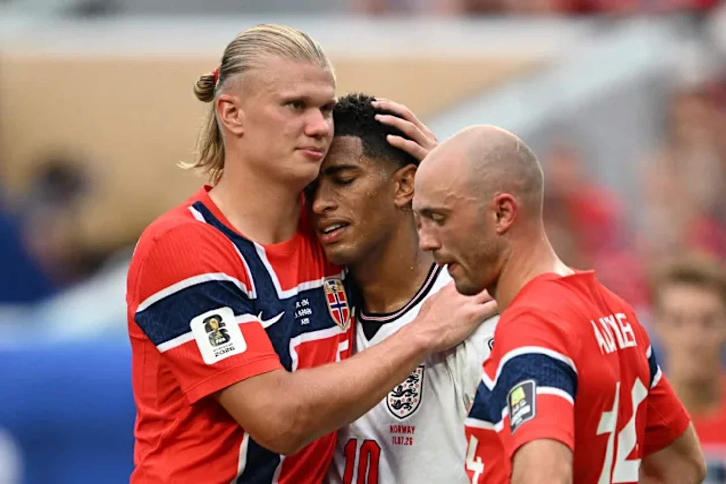 See Erling Haaland and Jude Bellingham's bromance on display at the World Cup – Yahoo Sports