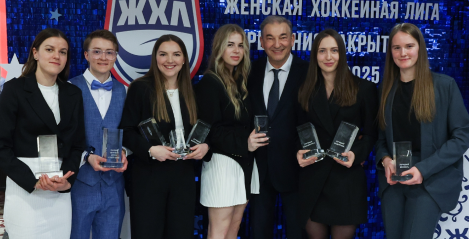 женский хоккей, Елизавета Роднова, Анна Пругова, Оксана Митрофанова, Анна Шохина, Алена Старовойтова, Фануза Кадирова, ЖХК Торпедо, Ольга Сосина, Ландыш Фаляхова, Валерия Меркушева, Валерия Павлова, Елена Дергачева, Виктория Кулишова, Лиана Ганеева, Динамо-Нева, Бирюса, Нина Пирогова, Мария Баталова, Анна Шибанова, Женская сборная России по хоккею, Торнадо, Оксана Братищева, Дарья Гредзен, Агидель, Белые Медведицы, Вероника Коржакова, Екатерина Добродеева, Женская хоккейная лига