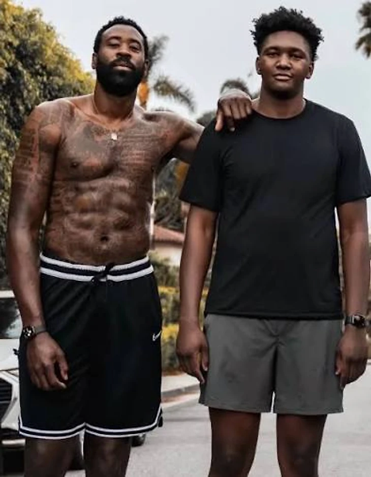 Derik Queen putting in that work with Deandre Jordan, who has taken the former Terp under his wing 🐢