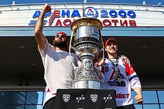 Плей-офф КХЛ: вторая победа «Локомотива» и неудержимый Радулов