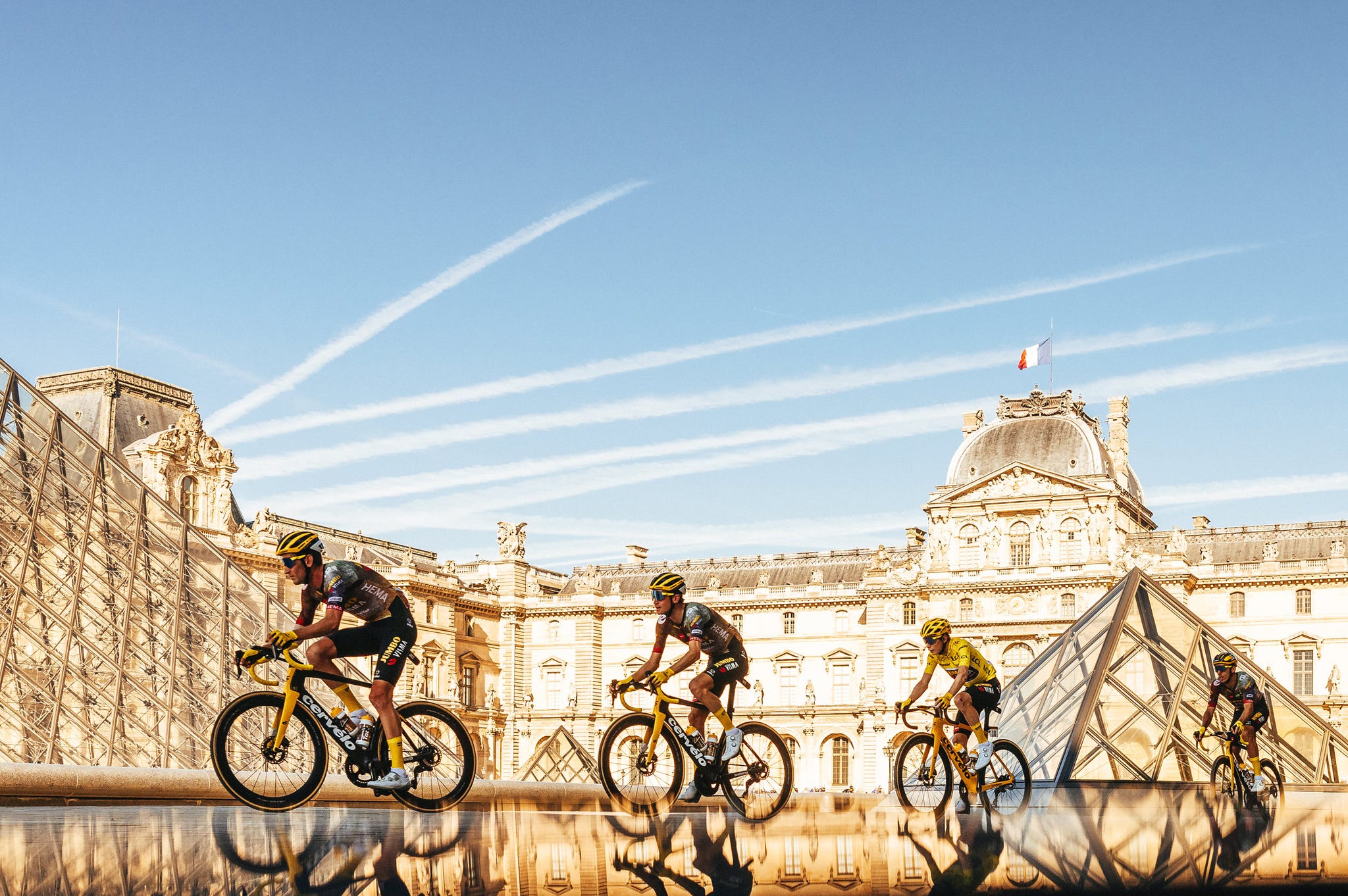 Ваут ван Арт, Тур де Франс, Прожектор, Visma – Lease a Bike, Rock the Cycle, Бернар Ино