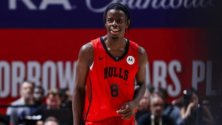 Caleb Wilson shines with 35 points in Summer League debut duel with Memphis and Cam Boozer | Chicago Bulls