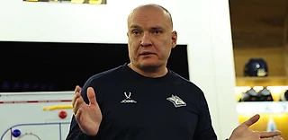Разина отстранили — «Металлург» выиграл трижды. Что теперь делать с тренером?