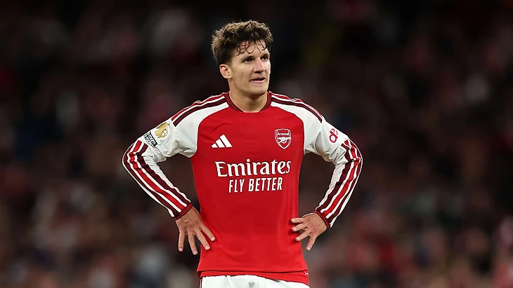 VIDEO: Why new Arsenal star Christos Tzolis has already returned to his former club to receive a hero's welcome | Goal.com Canada