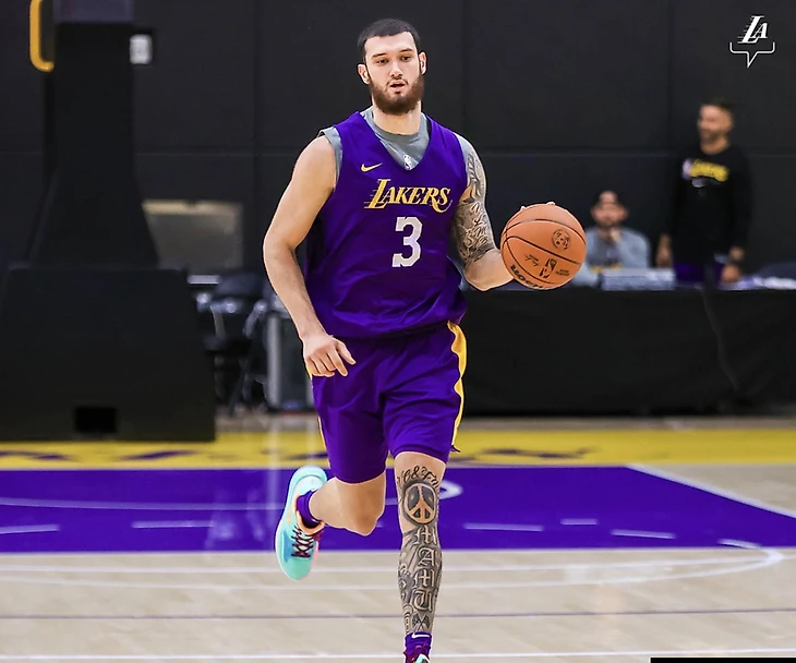 Sandro Mamukelashvili? : r/lakers
