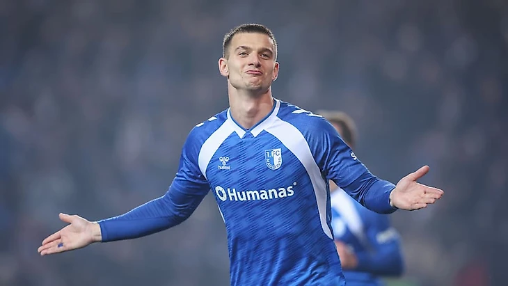 Erlösung nach Tor-Gala: Risiko-Transfer wird zum Zweitliga-Helden | Sport | BILD.de