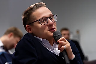 «Мне всегда говорили, что у меня голова работает хорошо». Когда любовь к футболу сильнее обстоятельств