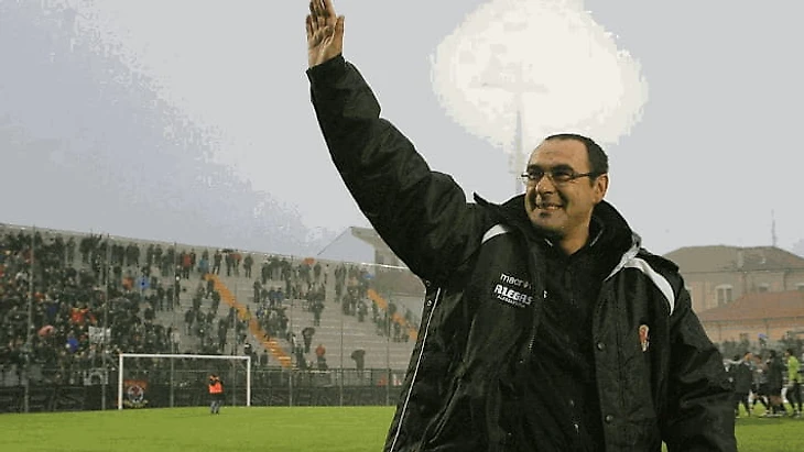 Quando all'Alessandria Sarri in tuta era Mister 33: con lui i grigi arrivarono a un passo dalla B - La Stampa