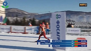 «Неожиданная победа Коростелева и провал Большунова: итоги первого этапа Кубка России по лыжным гонкам»