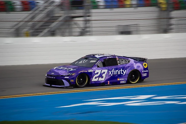 Tyler Reddick Survives Last Lap Crashes to Win Daytona 500 - The Lasco Press