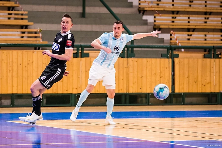 Kozár s gólom v šlágri Plzne proti Chrudimu | Slovenský Futsal